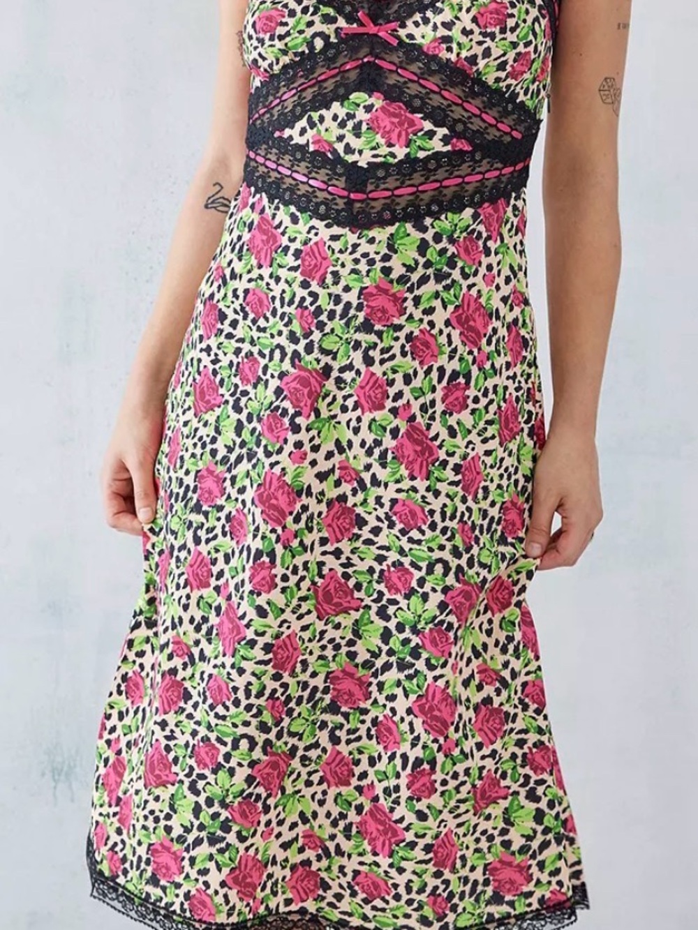 Betsey Johnson Hollywood Rose Dress-Size Medium